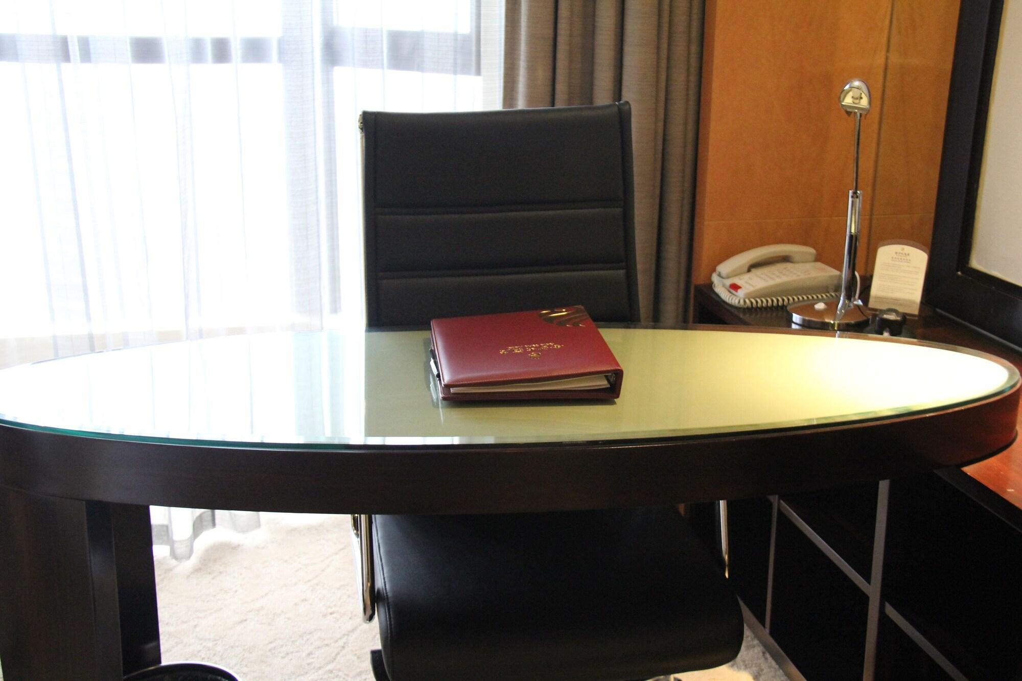 Weifang Ramada Plaza Hotel Zewnętrze zdjęcie